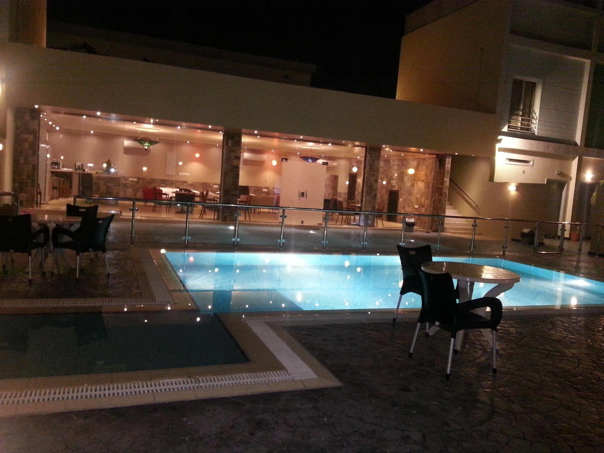 Il Villaggio Luxury Villas ジェッダ エクステリア 写真